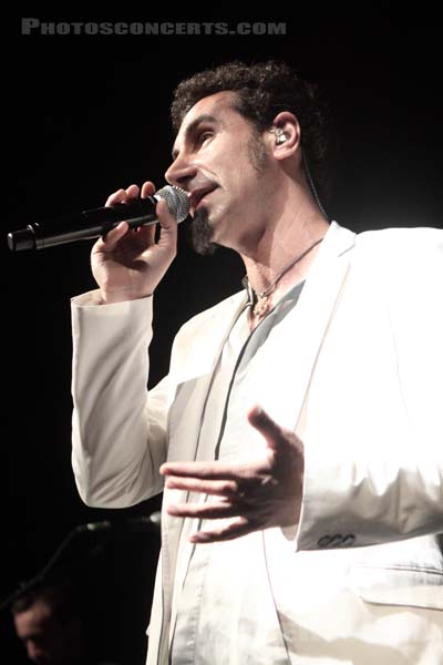 SERJ TANKIAN - 2010-08-30 - PARIS - Le Bataclan - 